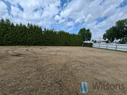 Magazyn biuro 690 mkw plac 2000 m2