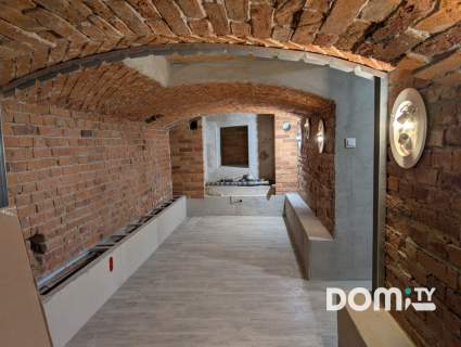 Klimatyczny, ceglany, loft, duża przestrzeń