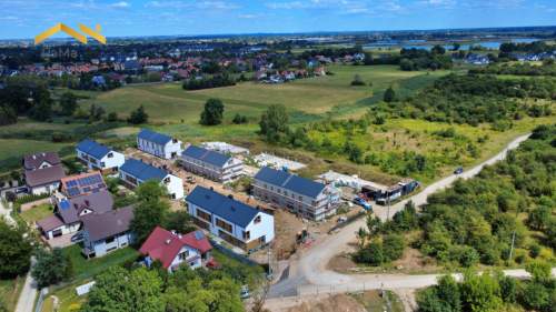Dom z ogrodem 80,57 m 2 miejsca w cenie