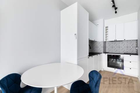 Apartament 2 pokoje Garaż Habicha 7