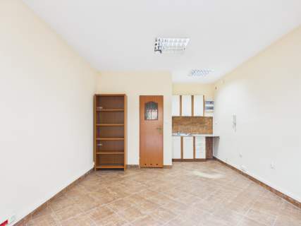 Biuro z Nową Halą 113 m Najmu