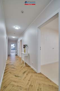 Biuro do wynajęcia, 243 m2, Piła