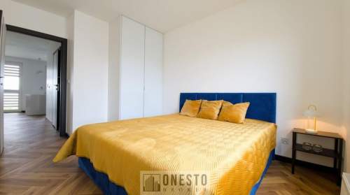 3 pokoje 59m2 wysoki standard garaż 18m2 Węglinek