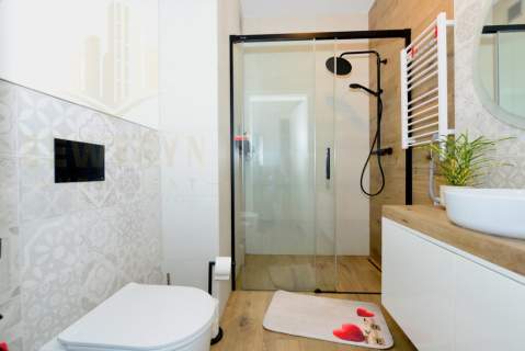 Nowoczesny apartament z garażem
