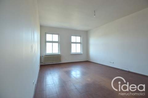 3 duże pokoje w Centrum miasta, balkon