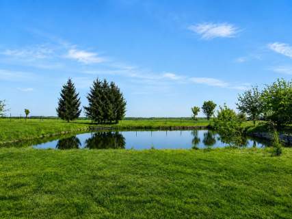 Działka ze stawem i garażami   Mazury 