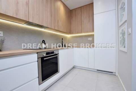 Atrakcyjny apartament na wynajem SkyRes 10 p.