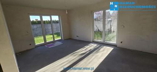 Bliźniak z wydzieloną działką 300m2