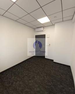 Włochy lokal biurowy 10,50m2 do wynajęcia