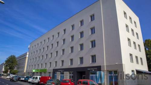 LOKAL PARTEROWY WOLA - 116 m - WITRYNA
