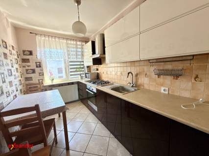Mieszkanie 66,5 m 3 pokoje balkon garaż działka