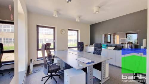 Pabianice - magazyn z biurami 360 m2 parter