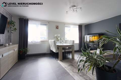 Dom w mieście z dużą działką