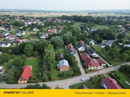 Dom z przeznaczeniem do remontu w Samoklęskach