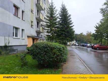35,83 m z balkonem i potencjałem na 2 pokoje.