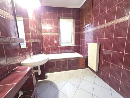87,5 m2 3 pokoje ogródek, wiata garażowa