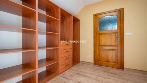 Wysoki Standard, 220 m2, 4,5 arowa dzaiłka, NOWY