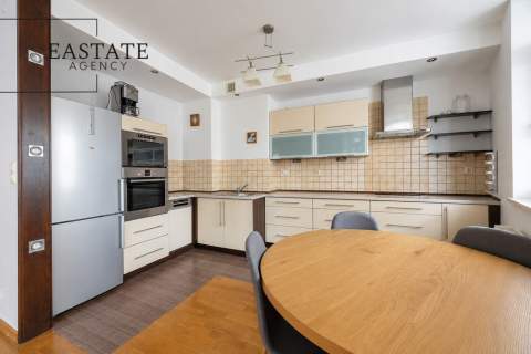 2 pok. 56 m2 duży balkon Metro Młynów