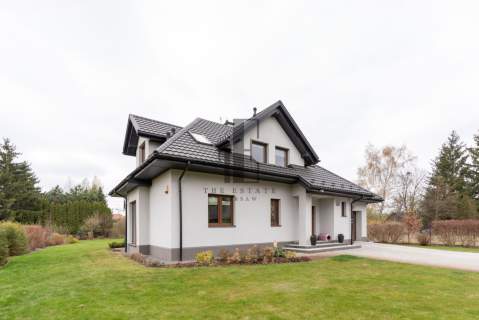 Dom wolnostojący 186 m2 duża działka 1603 m2