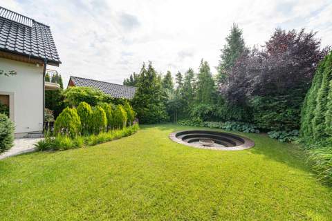 Rezydencja z basenem i sauną Gruszczyn