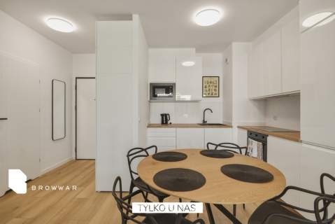 Nowoczesny apartament, 2 pokoje z balkonem