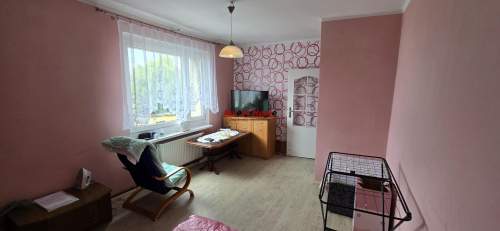 Przestronne mieszkanie M4 w dobrej lokalizacji.