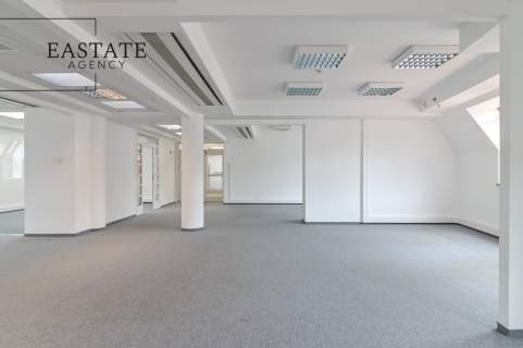 Prestiżowe biuro 331 m w Krzywym Domku Taras