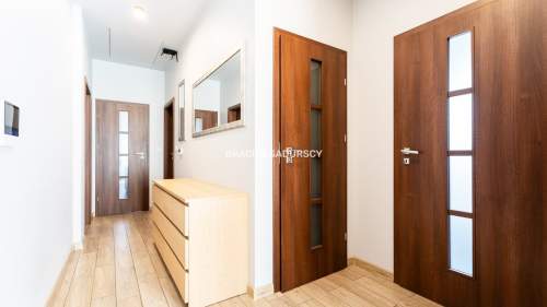 83m2 238m2 ogródek dwa m. postojowe