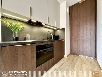 Letnica - NOWE studio Hala garażowa