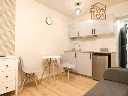 Przytulna kawalerka pet-friendly- Trojańska 16
