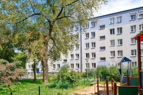 3 pokojowe, schludne, balkon, piwnica, II piętro