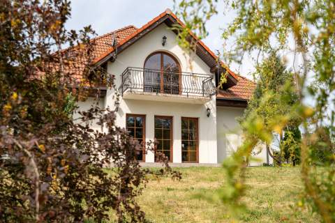 Dom 259m2 -działka 4136m2- Lasów