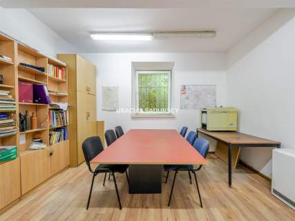 lokal 76m2, Kremerowska przy Karmelickiej