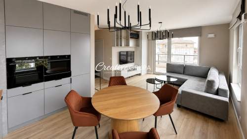 Nowy apartament z dużym balkonem Pierwszy najem
