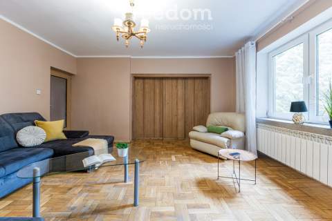 Dom/2 mieszkania/garaż/Wołomin