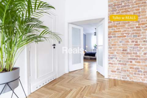 Apartament przy pl. Zbawiciela-SUPER 