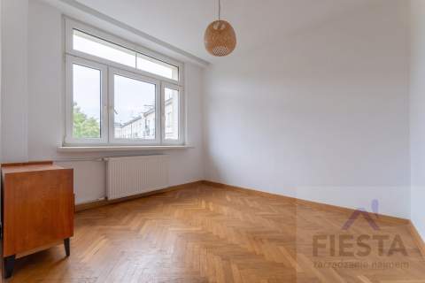 4 pokojowe z widokiem na pl. Na Rozdrożu