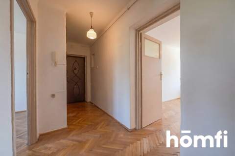 49m2 do własnej aranżacji w centrum