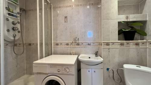 Dom, 5 pokoi, 2 łazienki, balkon, ogród, garaż