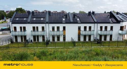 Nowe dwupoziomowe mieszkanie z balkonem.