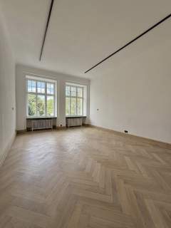 REPREZENTACYJNY RESIDENCE OFFICE 160,32 m