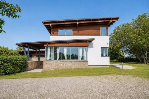 Imponująca nieruchomość o unikalnej architekturze