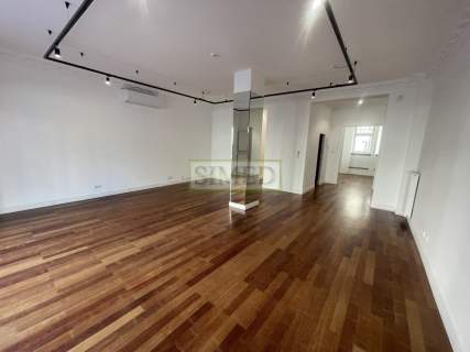 Parter,na prestiżowy sklep ,salon,usługi, Centrum