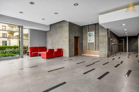Jasny Apartament 77 m2 - 2 pok - Taras 65m2 - Wola
