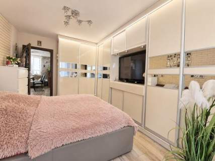 Tysiąclecie 3 pokoje duży balkon po generalnym remoncie