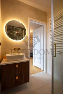 Dwupiętrowy apartament z ogródkiem i m.parkingowym