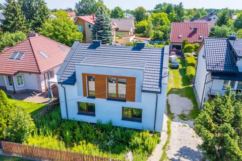 Dom 151 m dwulokalowy w Kobyłce do wykończenia.