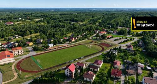 Dom przy stadionie-przestrzeń do aktywnego życia