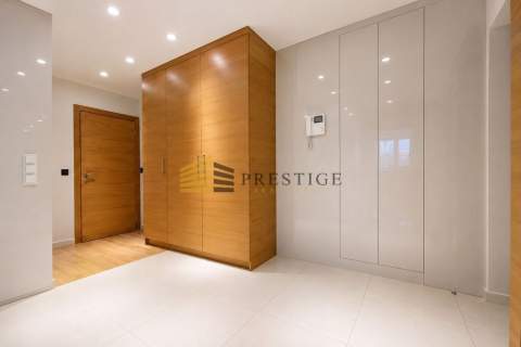 Klimatyzowany apartament z widokiem na park Patria