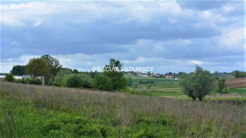 Działka budowlano-rolna o pow. 1726 m2
